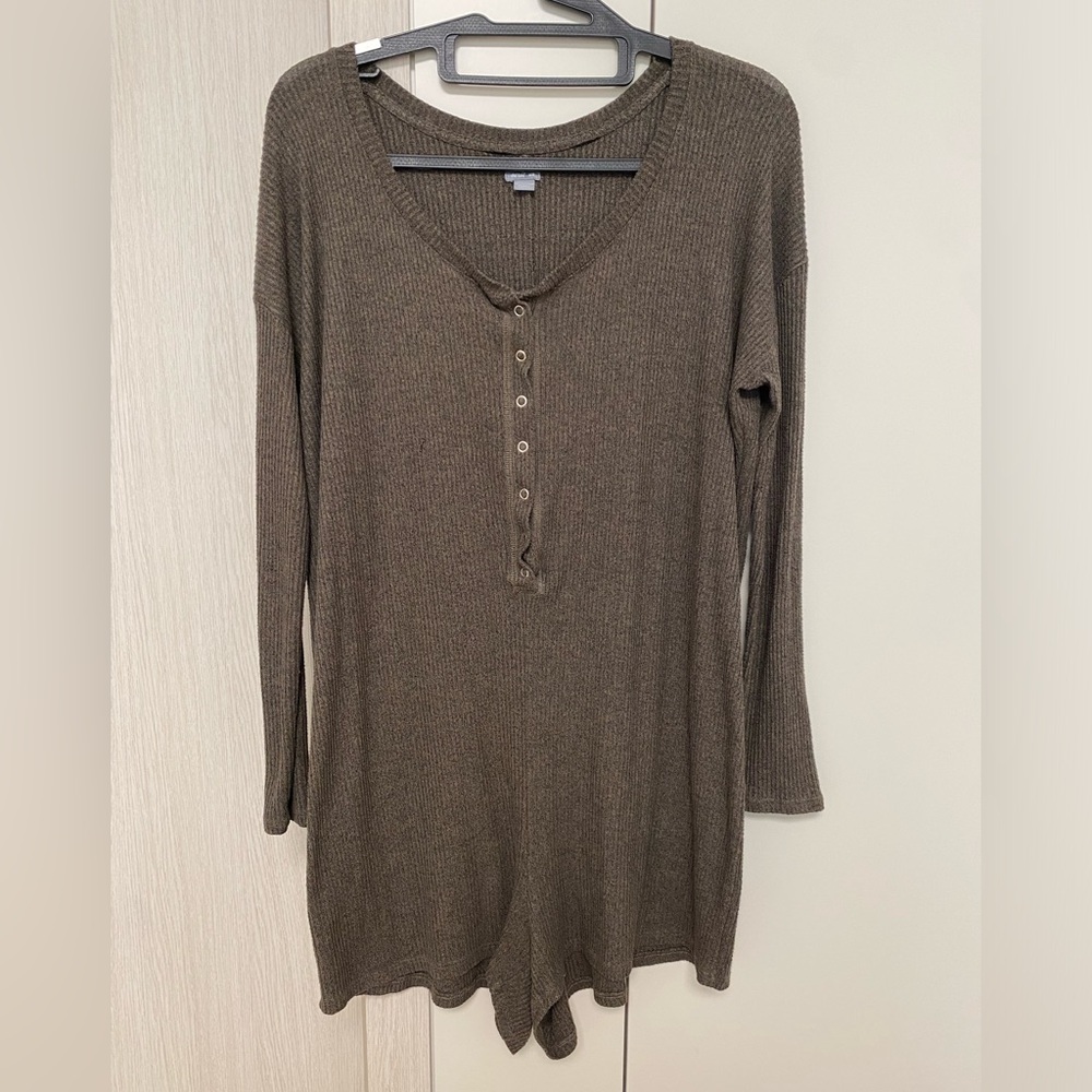 Aerie Green Button Up Pajama Loungewear Onesie